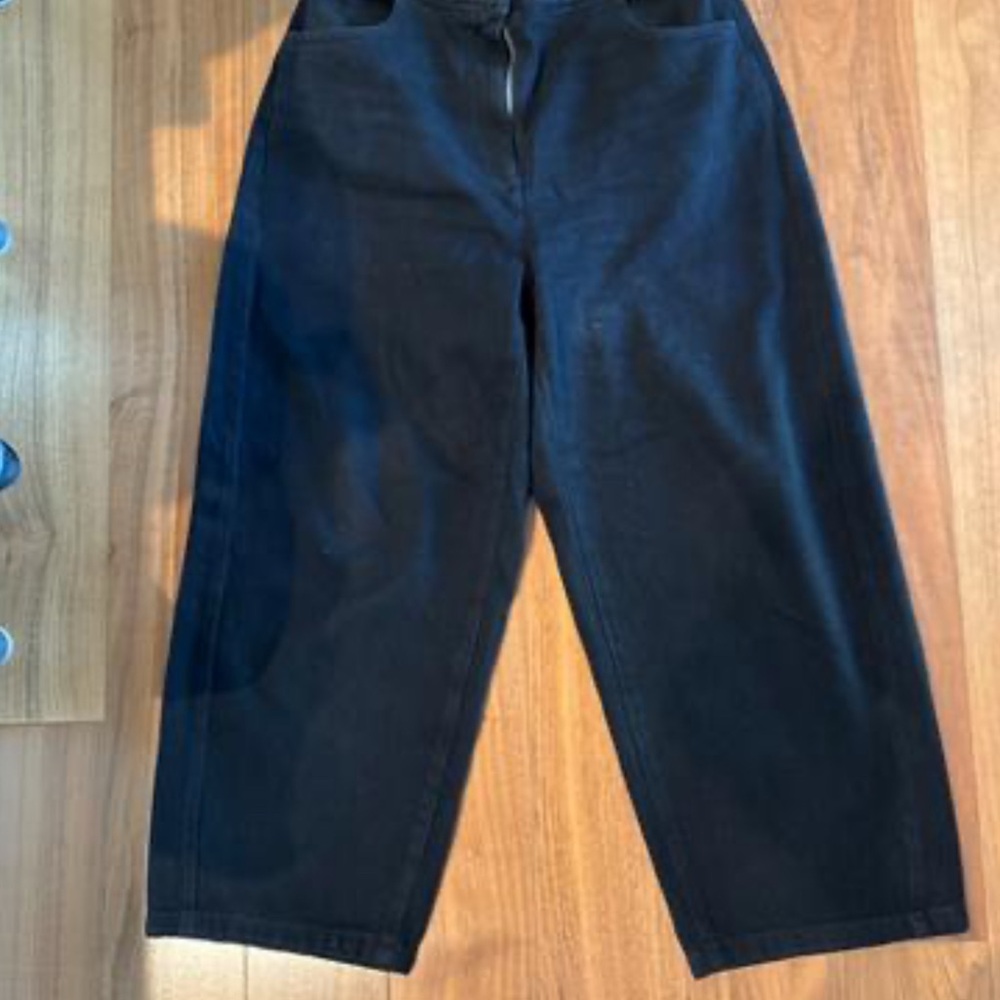 Zara High Rise Barrel Black Jeans